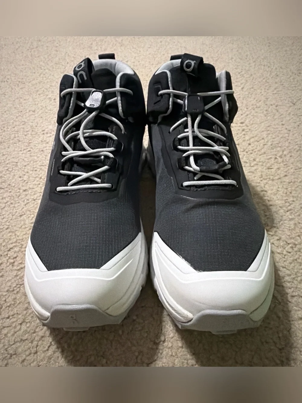 On Cloud Women’s Size 6 Cloudhero Mid Waterproof Shoes Sneakers Youth 4.5 NEW